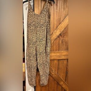 Farm Rio Leopard Print jumpsuit overalls Size Large ( 6-10)
